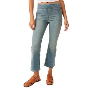 We The Free Flare Jeans Women Size M Light Blue Pull On High Rise Bohemian Retro